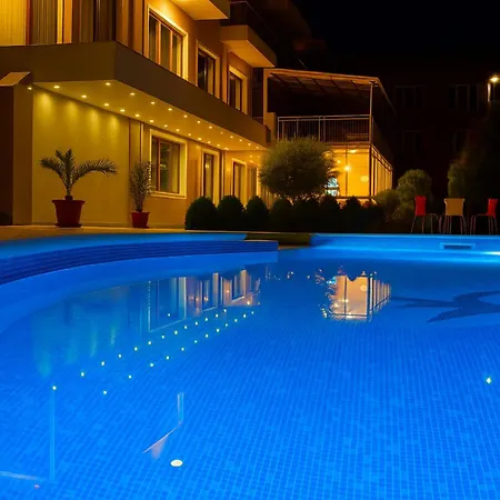 Seaside Nest For 4 * Varna